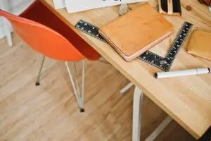 Leia mais sobre o artigo Mergulhe no Mundo Sintético: Descubra o Poder do Synthpop